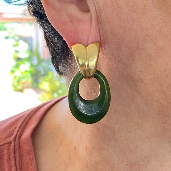 Vintage, 3-in-1, 1960s 18K Gold Earrings w/ Real Jade & Onyx Accessories #401 - Picture 12 of 14